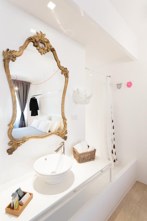 Boutique Rooms Trastevere โรม ภายนอก รูปภาพ